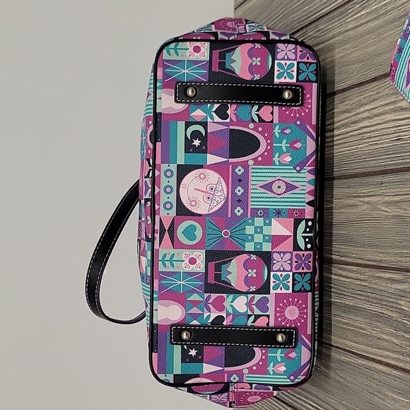 NEW Dooney&Bourke x Disney "It's A Small World" Tote/ShoulderBag & Wallet/Wristl - Picture 6 of 16